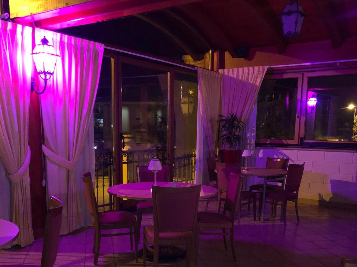 Hotel Ristorante Rossemi San Giovanni Rotondo Kültér fotó