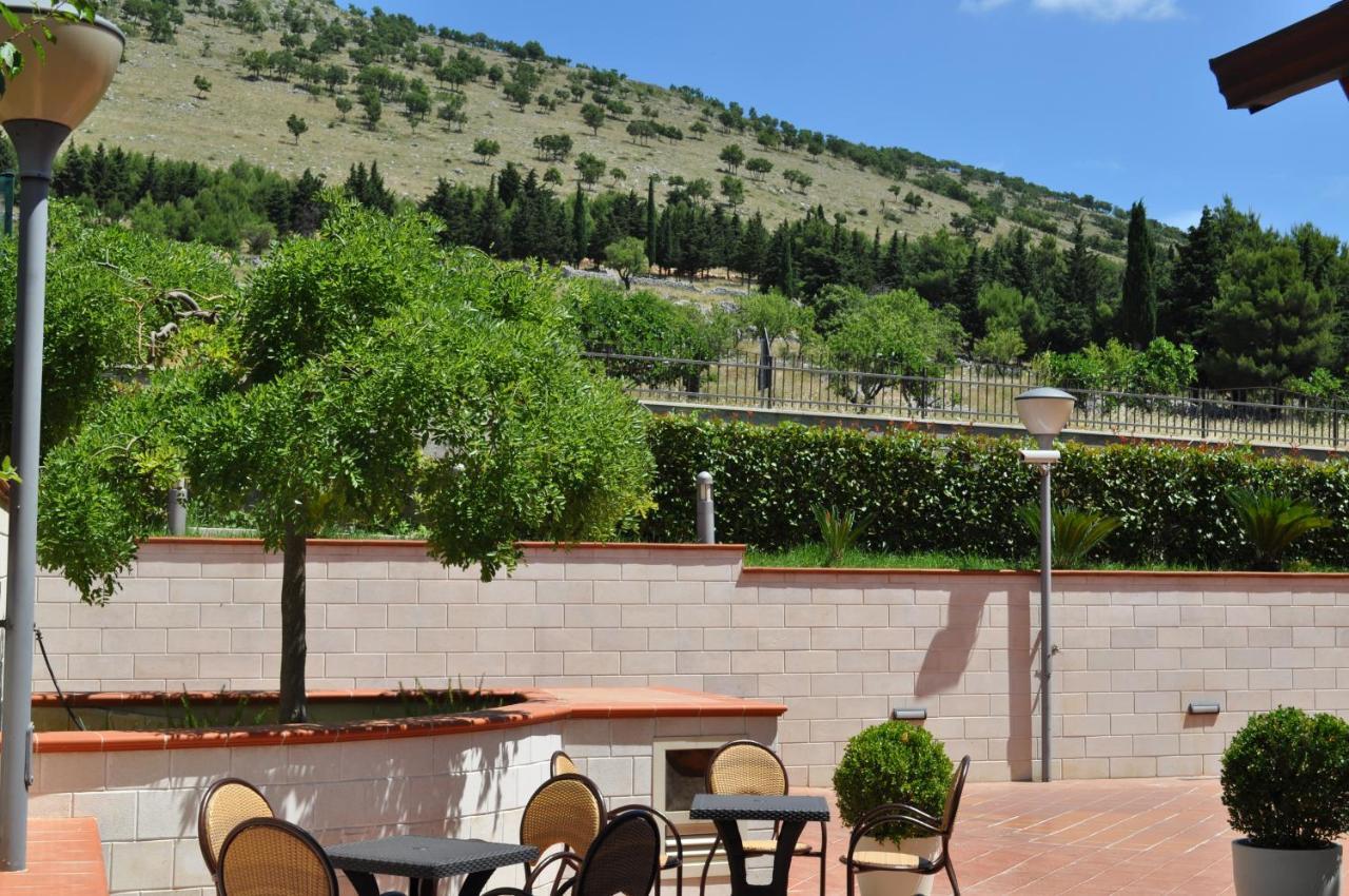 Hotel Ristorante Rossemi San Giovanni Rotondo Kültér fotó