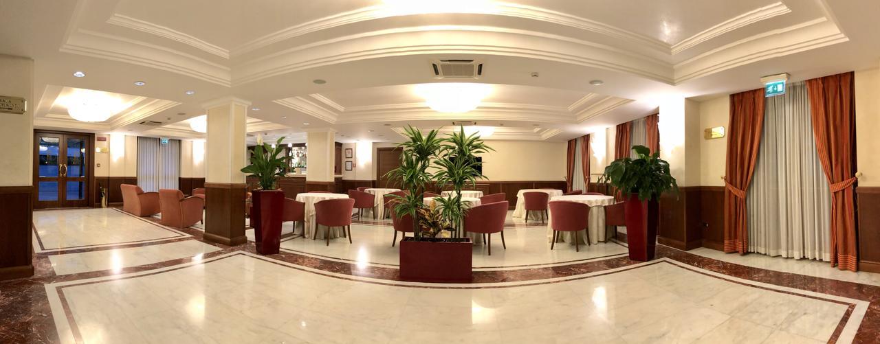 Hotel Ristorante Rossemi San Giovanni Rotondo Kültér fotó