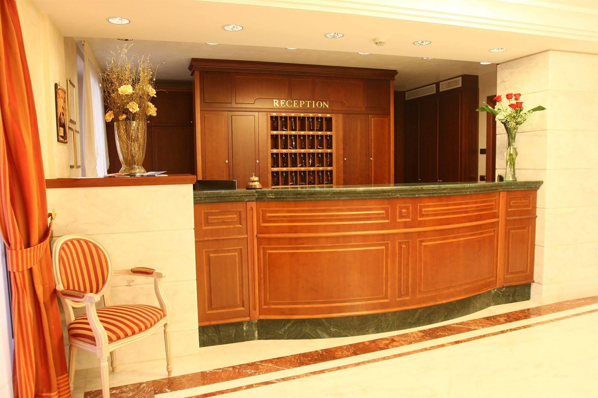 Hotel Ristorante Rossemi San Giovanni Rotondo Kültér fotó