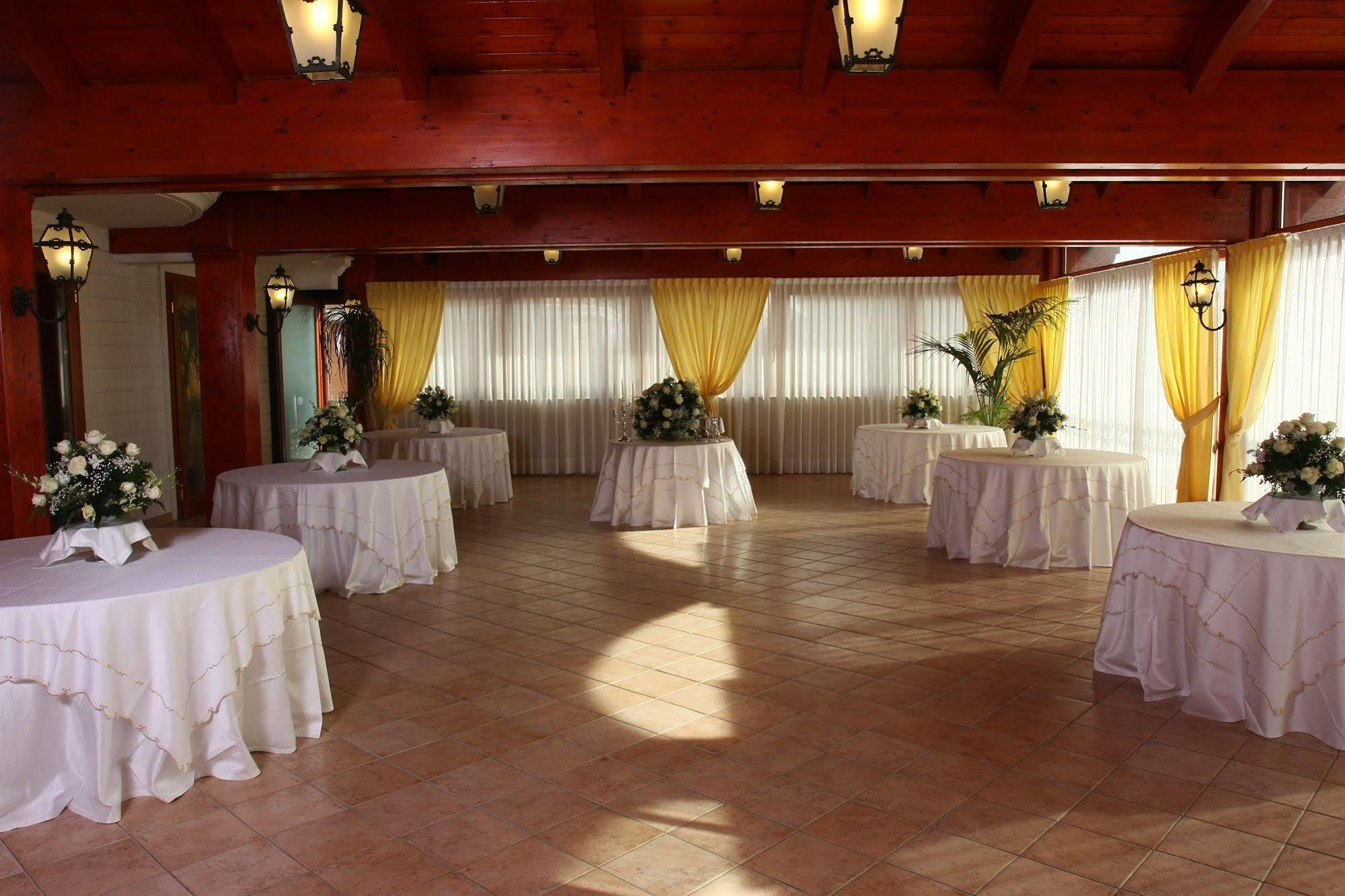 Hotel Ristorante Rossemi San Giovanni Rotondo Kültér fotó