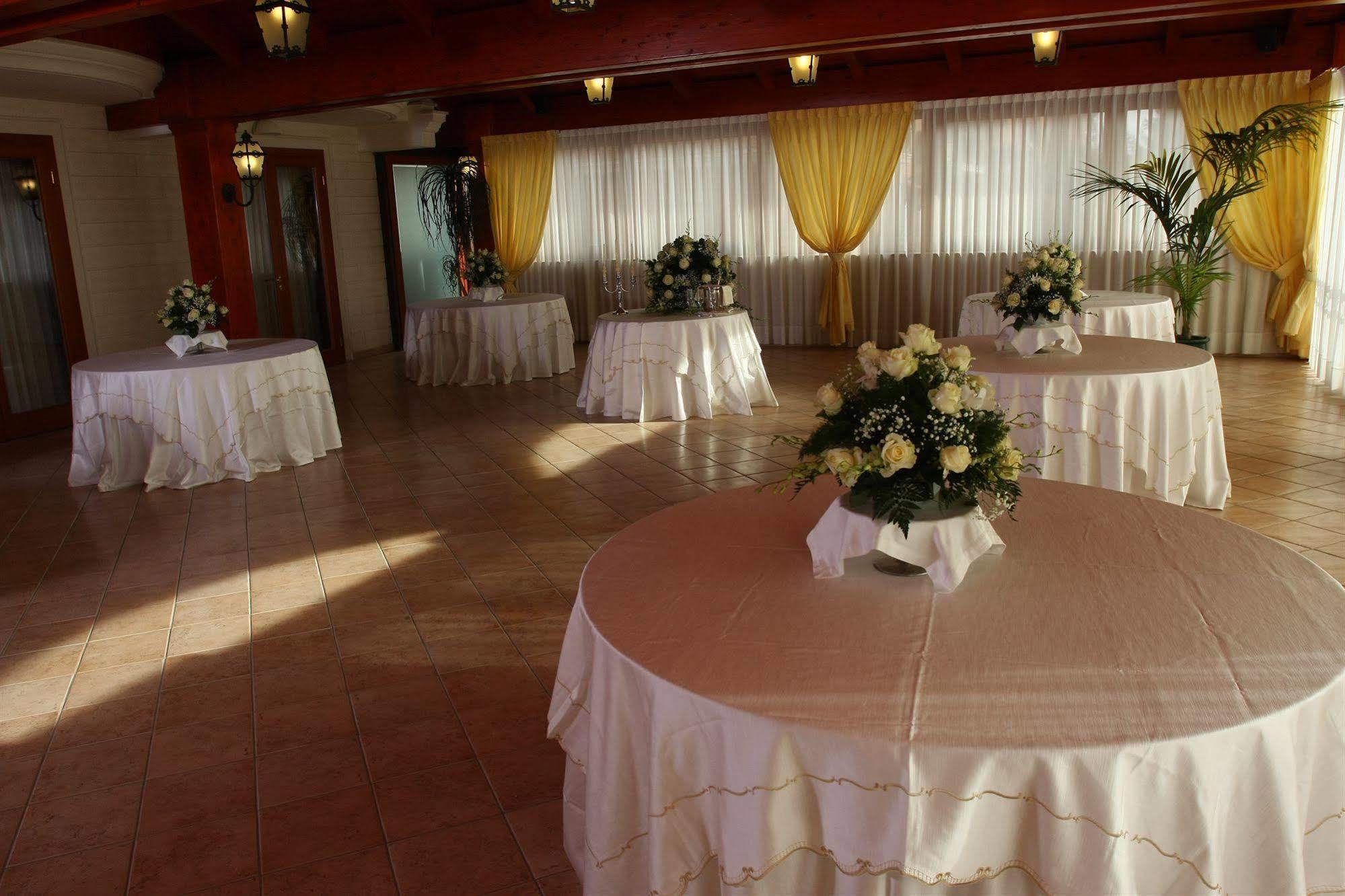 Hotel Ristorante Rossemi San Giovanni Rotondo Kültér fotó