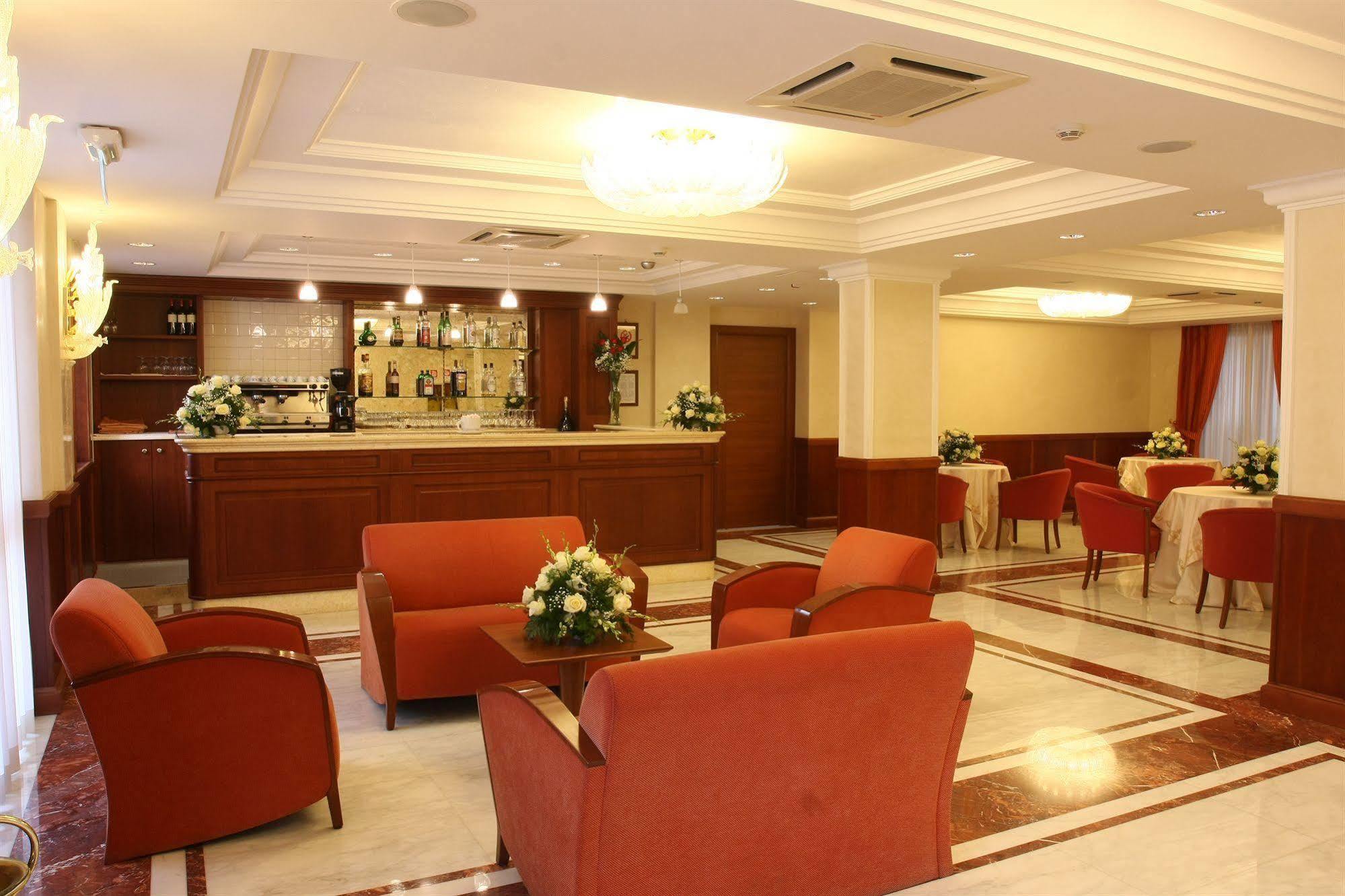 Hotel Ristorante Rossemi San Giovanni Rotondo Kültér fotó