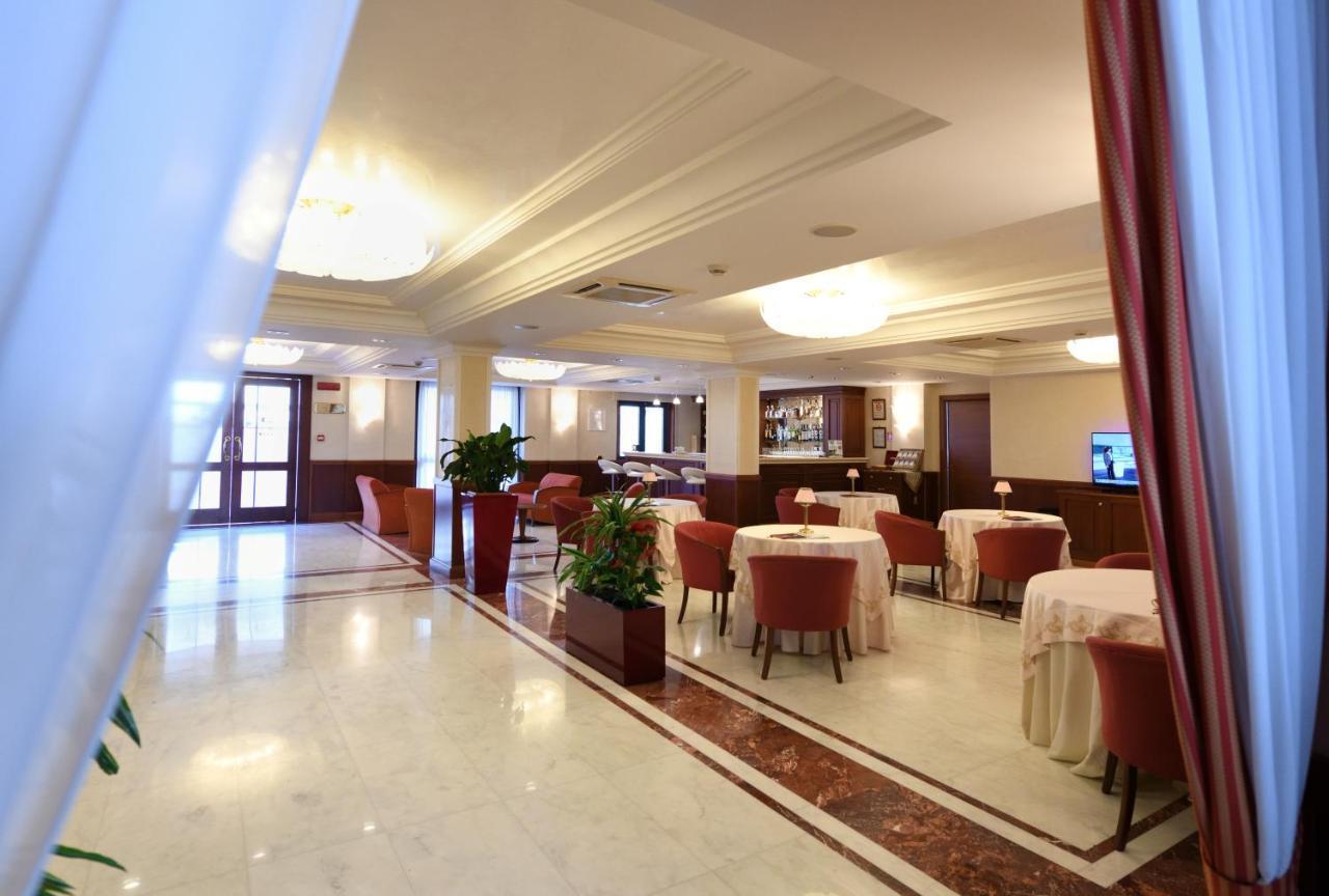 Hotel Ristorante Rossemi San Giovanni Rotondo Kültér fotó