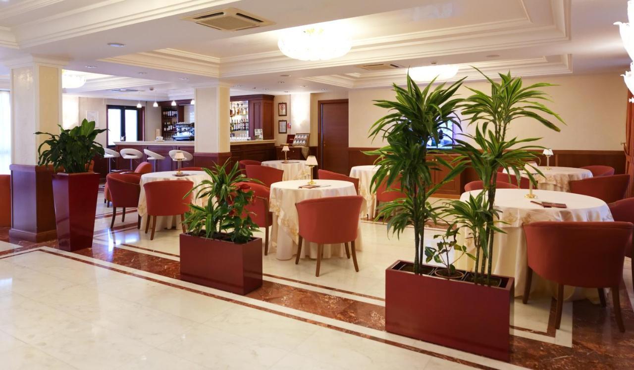 Hotel Ristorante Rossemi San Giovanni Rotondo Kültér fotó